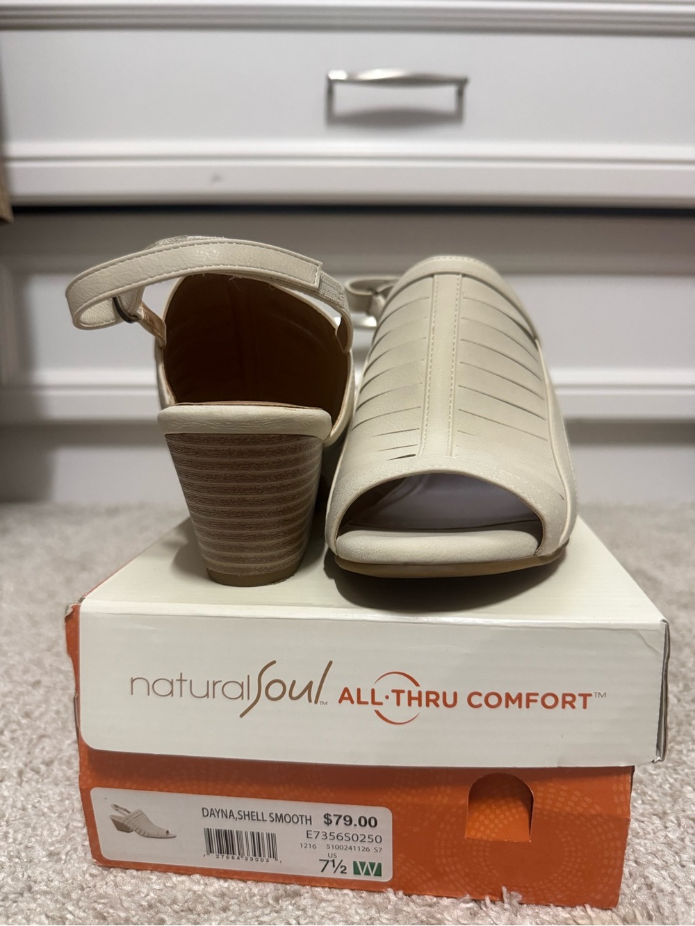 Natural Soul Shell Smooth Peep-Toe Slingback Heel - Cream
